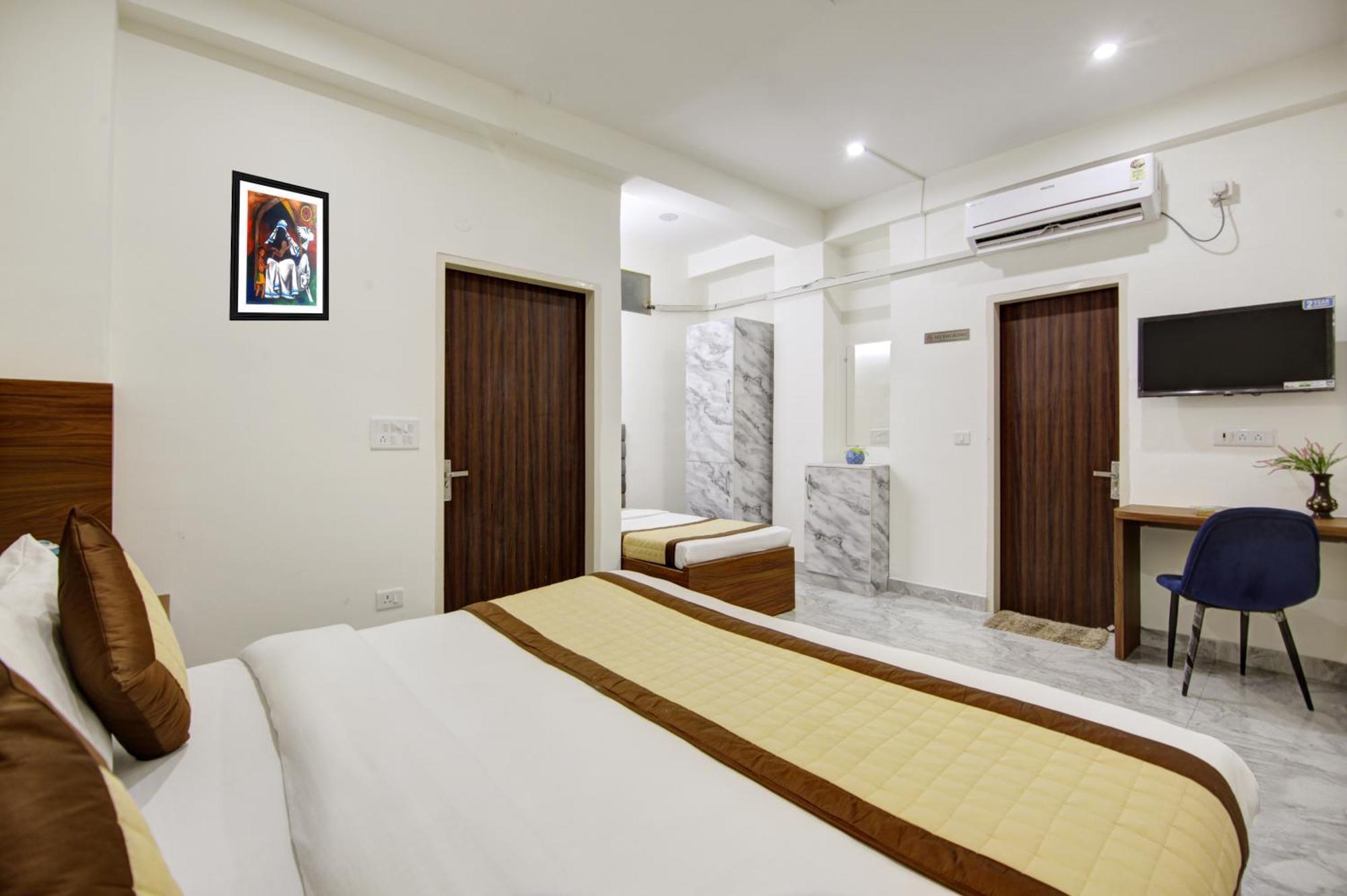 Hotel S B Inn - Near New Delhi Railway Station Paharganj Buitenkant foto